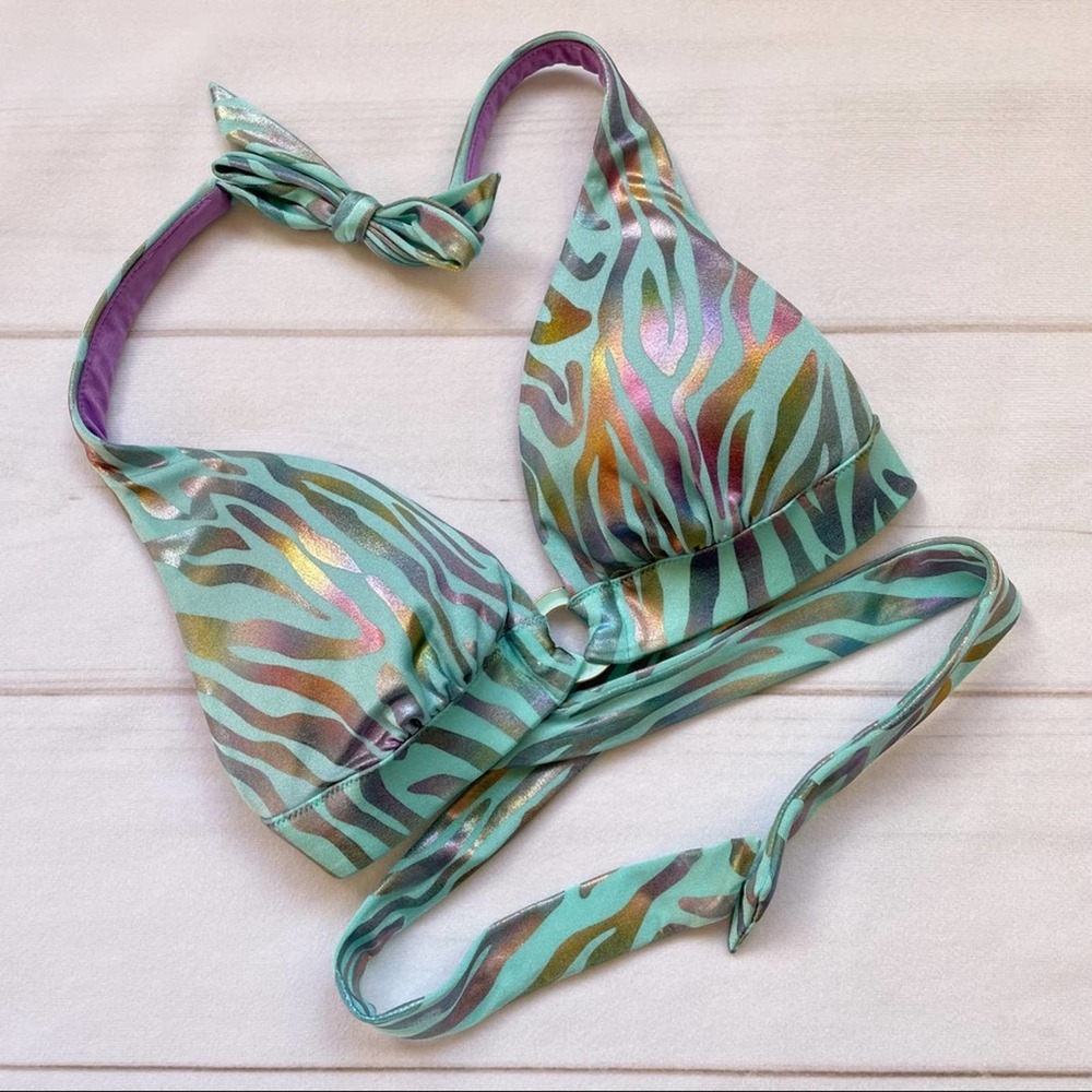 ❌SOLD❌Victoria’s Secret Push Up Bikini Top Green Purple Iridescent Print Size XS - Picture 1 of 10